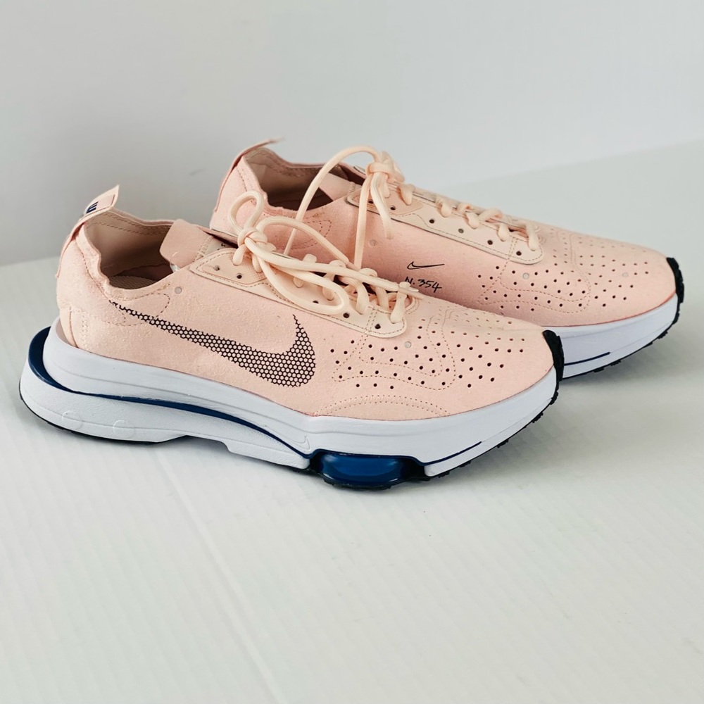 NWT Nike Women’s Air Zoom Type Sneaker, Orange Pearl Deep Royal Blue, Size 11